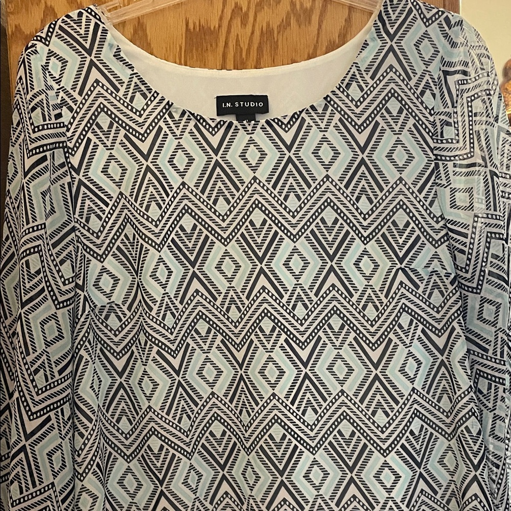 I.N. Studio Black, Teal and White Zigzag Blouse long sleeve worn once.